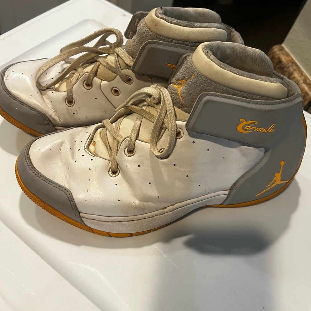 Nike Air Jordan Men's Carmelo's worn